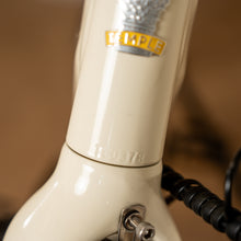 Load image into Gallery viewer, 3 - Classic Electric (Medium)
