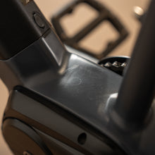 Load image into Gallery viewer, 8 - Classic Electric (Medium)
